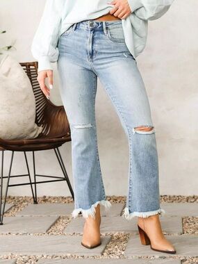 Buckle Hidden Happi Cropped Flare Stretch Jean Sz 28